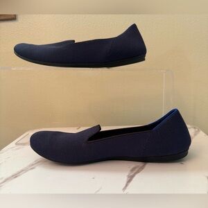Rothys Navy Casual Loafers, Size 8, EUC